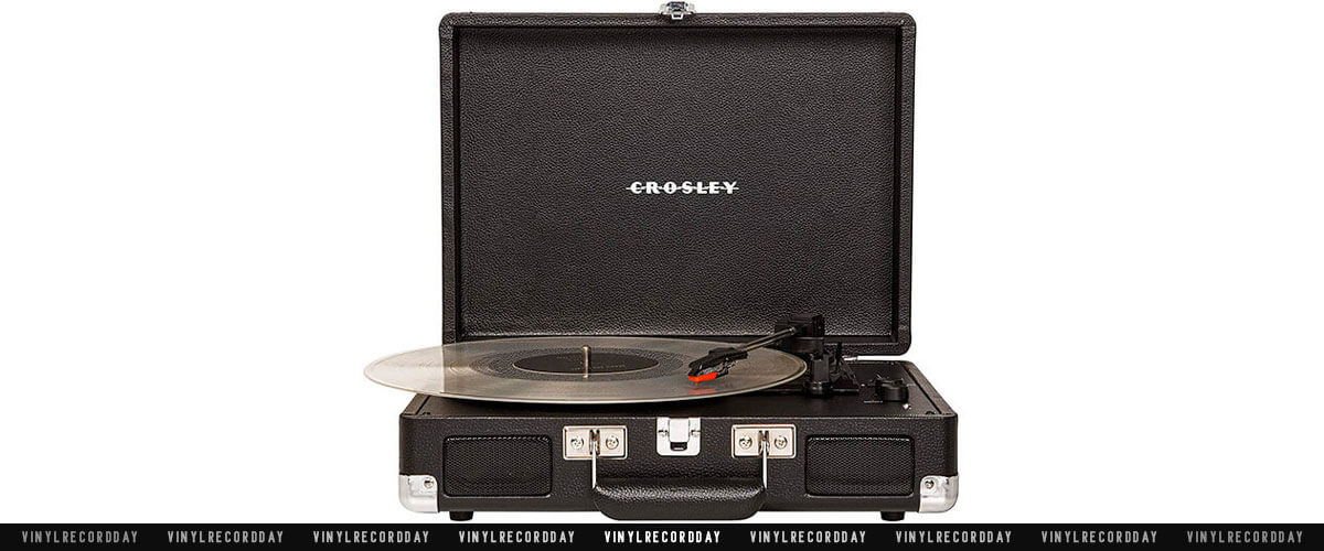 Crosley Cruiser Deluxe features