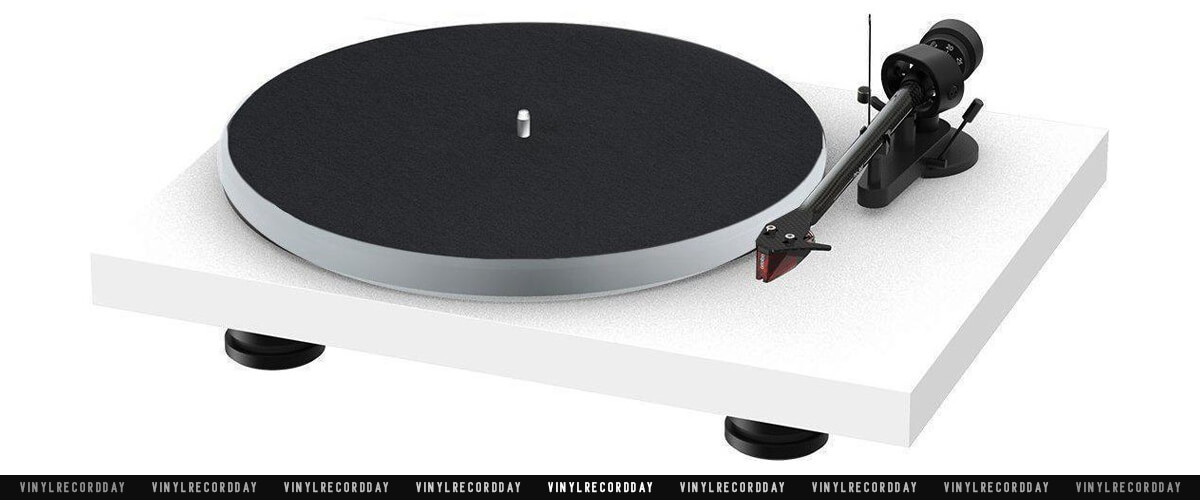 Pro-Ject Debut Carbon EVO