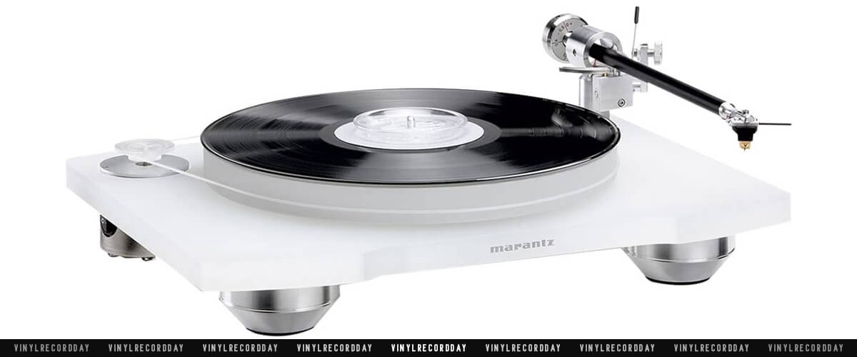 best High-End record players Marantz TT-15S1