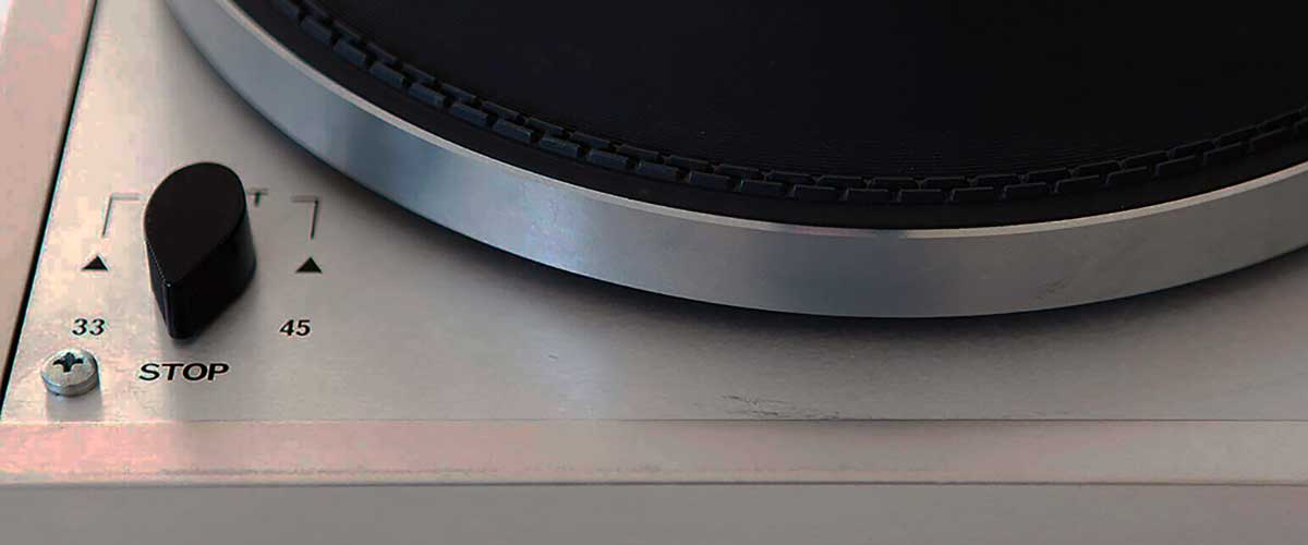 play 45s on a regular record player