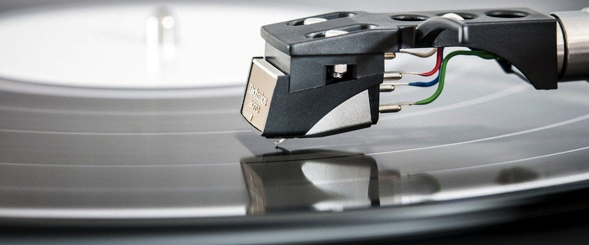 Touch A Record Player Needle