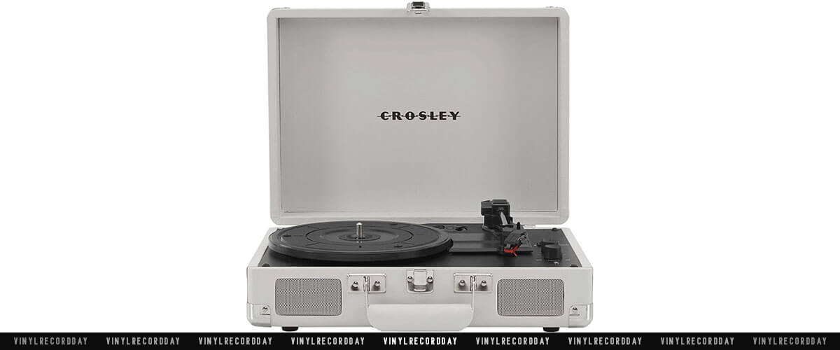 Crosley Cruiser Plus features