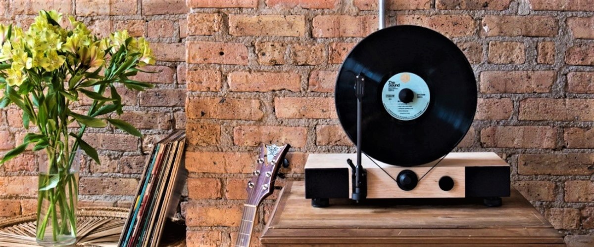 how to use a vertical turntable