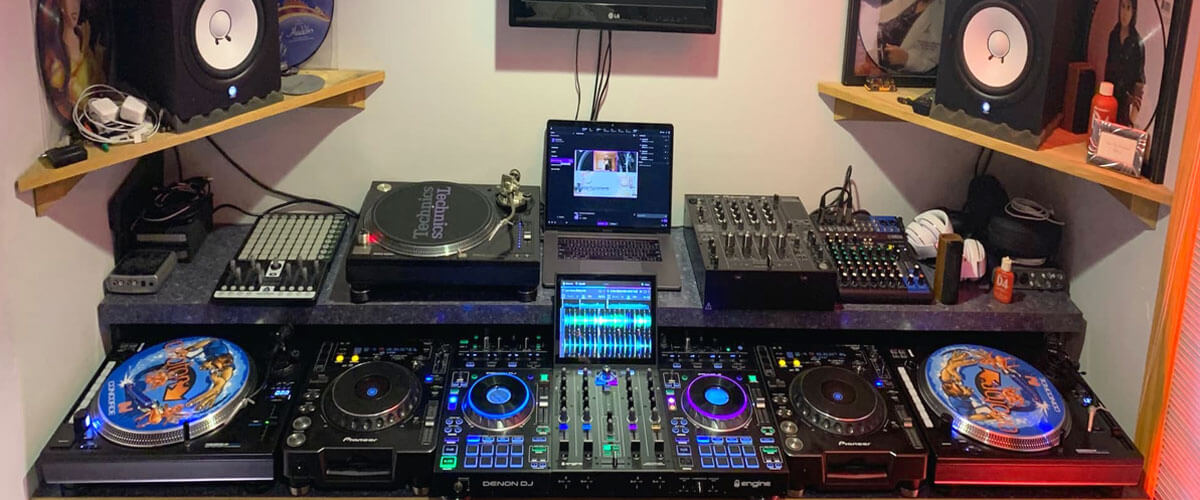 essential home DJ setup components