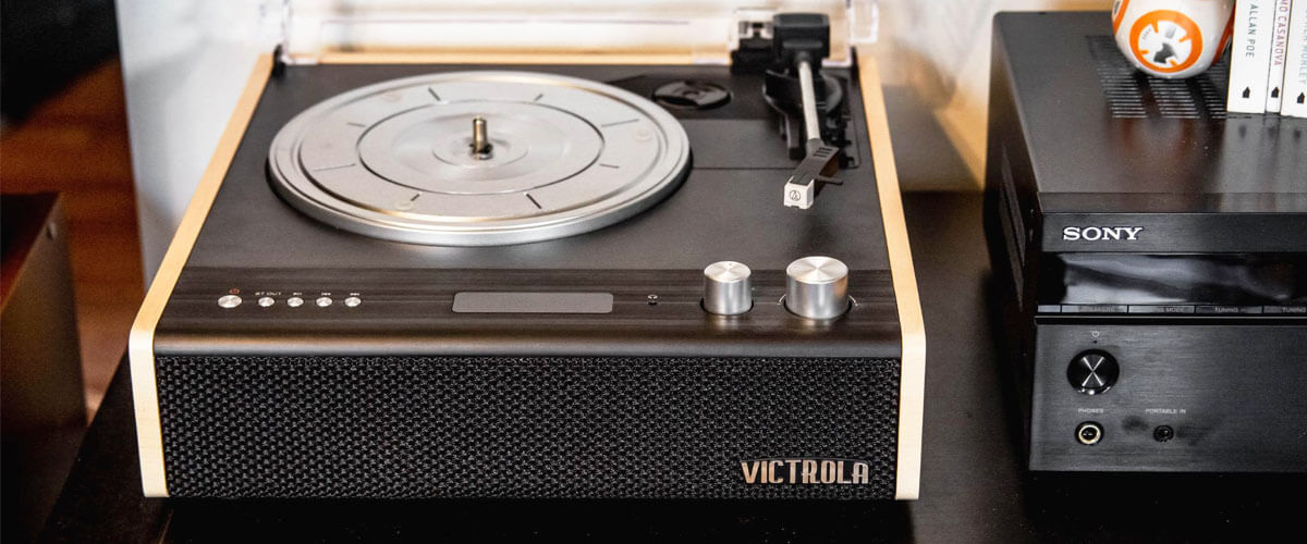 durability and build quality of Victrola record players