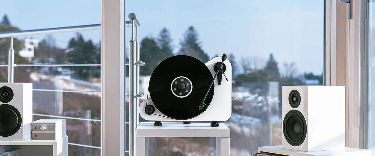 Vertical Vinyl Record Player with Bluetooth